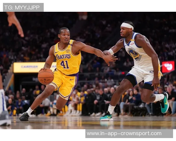 东詹独自带队表现惊艳湖人净效率数据揭示其重要性 东詹独自带队表现惊艳湖人净效率数据揭示其重要性