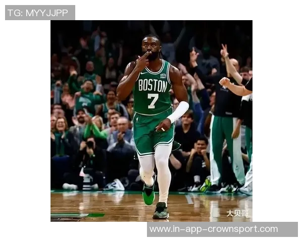 NBA新赛季25大球星评选揭晓第三小前锋究竟花落谁家