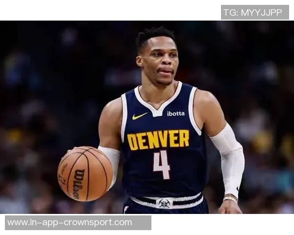 余华分析威少现状与库里关系若无库里威少仍可赚五千万