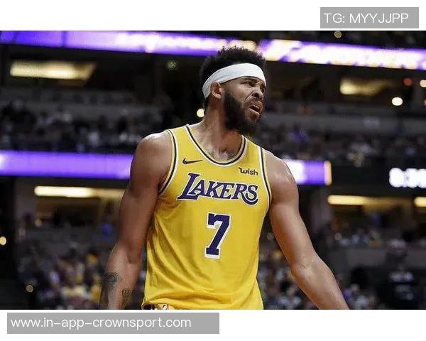 湖人队即将开启短途客场之旅官方社交媒体分享登机瞬间