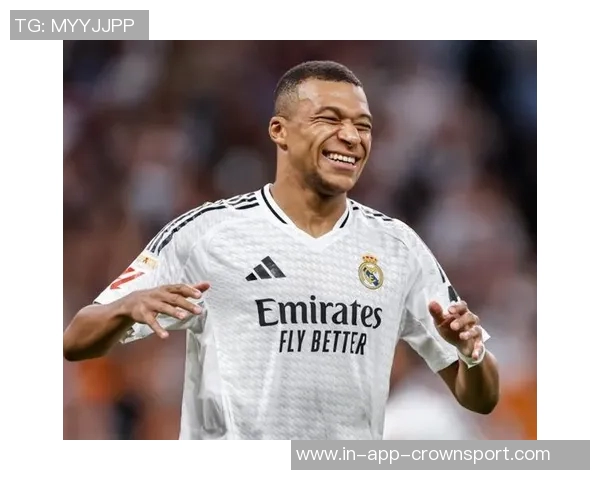 姆巴佩强势突破库巴西防线为皇马赢得宝贵角球机会