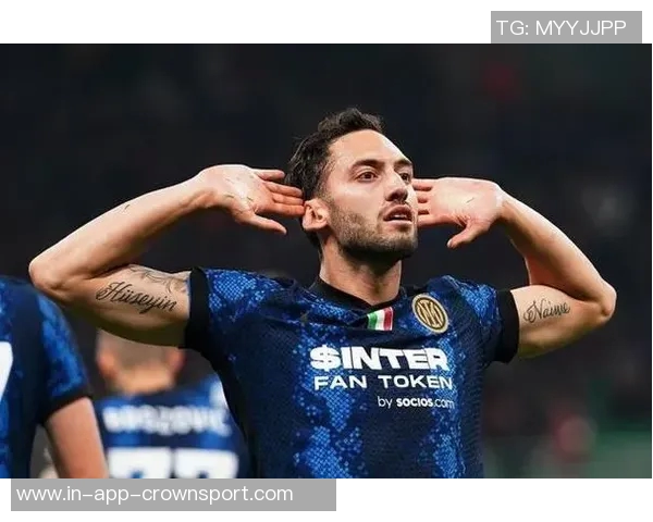 巴雷拉连续9个赛季意甲进球追平恰尔汗奥卢与佩莱格里尼成新传奇 巴雷拉连续9个赛季意甲进球追平恰尔汗奥卢与佩莱格里尼成新传奇