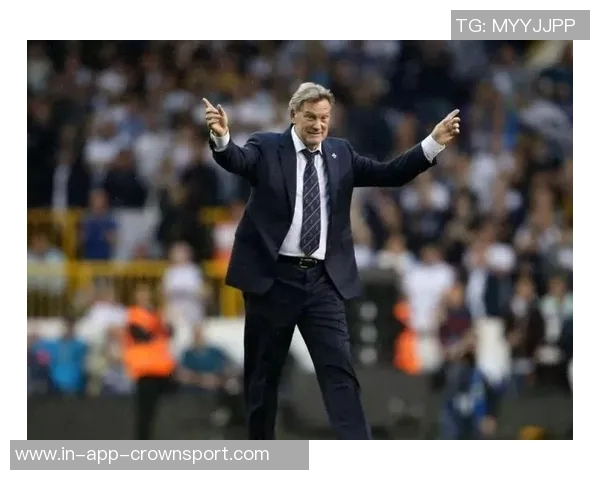 古利特批齐尔克泽转会曼联称其应继续留在意甲发展